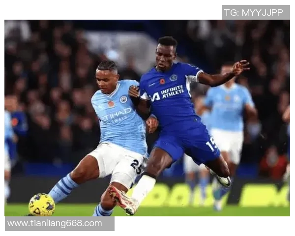 切尔西与曼联激战成和双方在英超赛场上各取一分 切尔西与曼联激战成和双方在英超赛场上各取一分